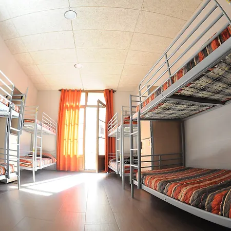 Be Hostel Σαραγόσα